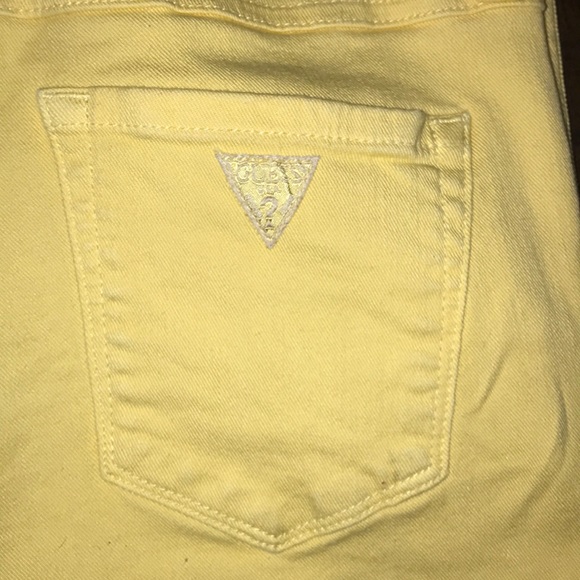 Guess Denim - UEC Guess muted yellow skinny jeans